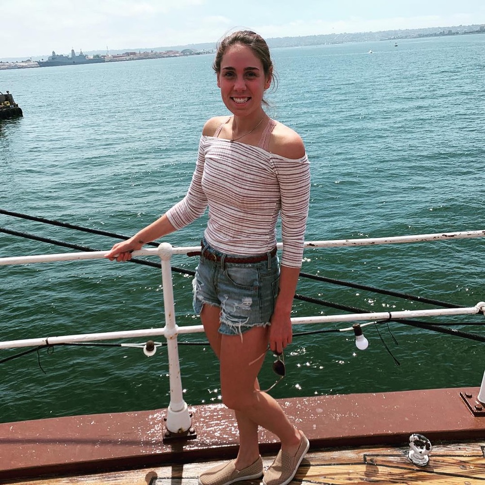 Meet your Posher, Kaylen